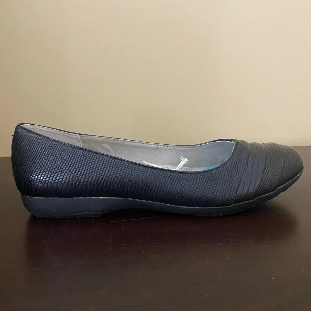 CLIFFS BY WHITE MOUNTAIN Women's‎ Clara Ballet Flat